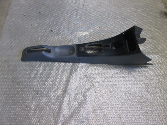 TUNNEL OBJECT HOLDER WITHOUT ARMREST OEM N. 28686890652 ORIGINAL PART ESED TATA INDIGO SW (2002 - 2007)DIESEL 14  YEAR OF CONSTRUCTION 2006