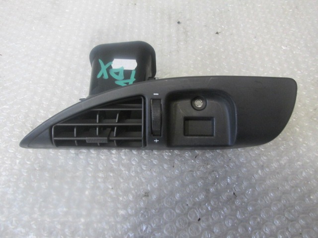 AIR OUTLET OEM N. 1488069077 ORIGINAL PART ESED PEUGEOT 807 (2002 - 2008) DIESEL 22  YEAR OF CONSTRUCTION 2002