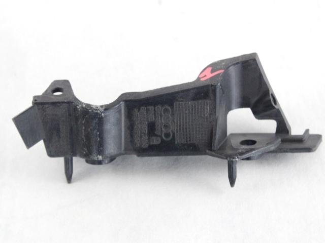 8K0807283 SUPPORTO PARAURTI ANTERIORE LATO SINISTRO AUDI A4 SW 2.0 RICAMBIO USATO