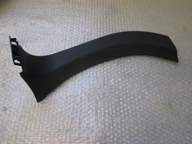 TRUNK TRIM OEM N. 95555526100 ORIGINAL PART ESED PORSCHE CAYENNE (2003 -2008) BENZINA 45  YEAR OF CONSTRUCTION 2004