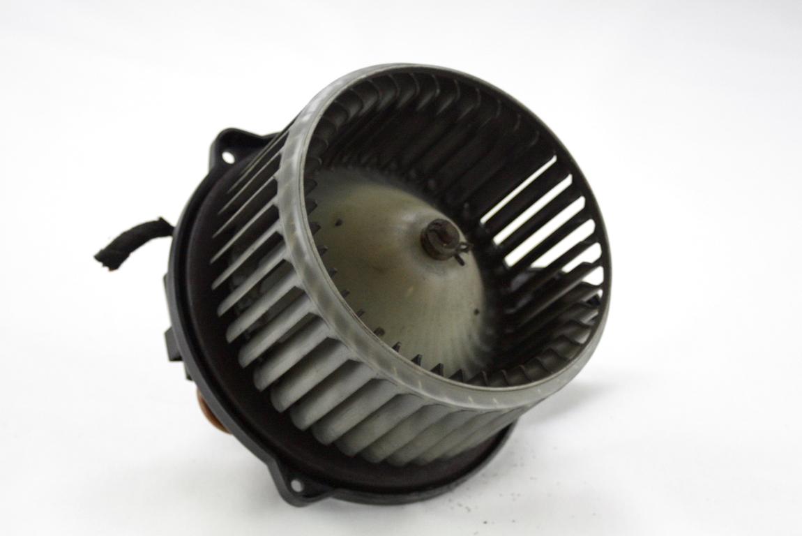 4B1820021B MOTORINO VENTOLA VENTILAZIONE ABITACOLO AUDI A6 SW 2.5 D 4X4 110KW AUT 5P (1999) RICAMBIO USATO 0130111202