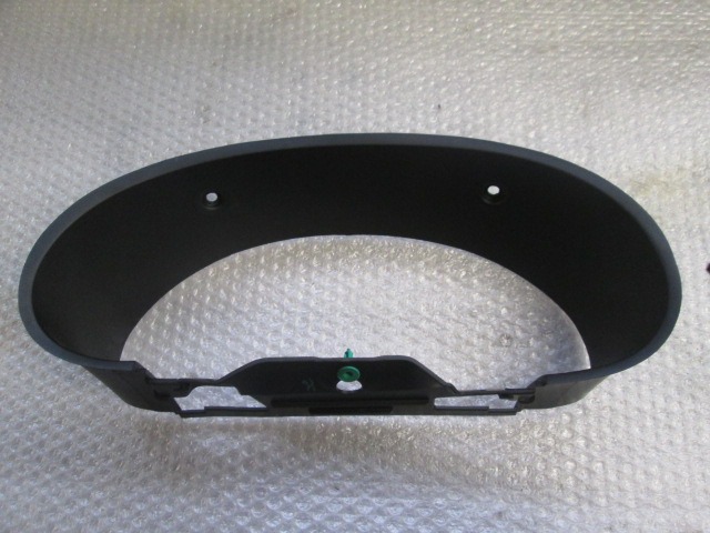 DASH PARTS / CENTRE CONSOLE OEM N. 0SA35DX9AA ORIGINAL PART ESED CHRYSLER VOYAGER/GRAN VOYAGER RG RS MK4 (2001 - 2007) DIESEL 28  YEAR OF CONSTRUCTION 2008