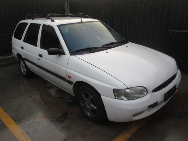FORD ESCORT 1.6 SW BENZ 5M 65KW L1F (1997) PARTS USED