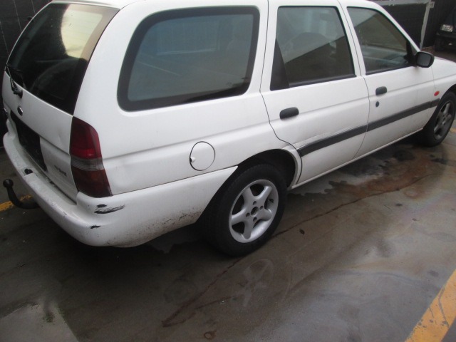 FORD ESCORT 1.6 SW BENZ 5M 65KW L1F (1997) PARTS USED