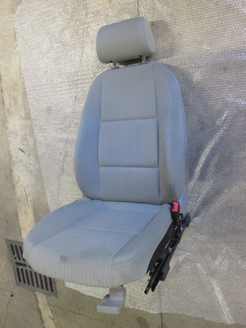 SEAT FRONT PASSENGER SIDE RIGHT / AIRBAG OEM N. 18675 SEDILE ANTERIORE DESTRO TESSUTO ORIGINAL PART ESED AUDI A6 C6 4F2 4FH 4F5 BER/SW/ALLROAD (07/2004 - 10/2008) DIESEL 27  YEAR OF CONSTRUCTION 2005