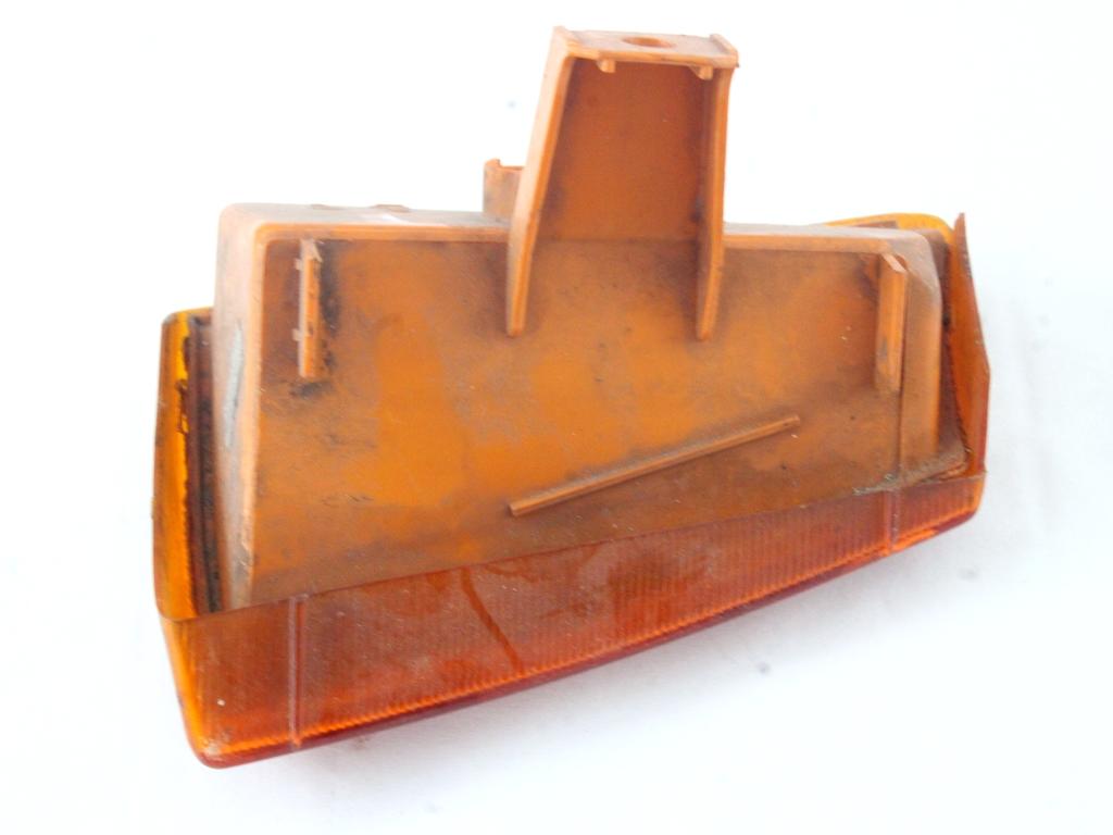 90008397 FRECCIA FANALINO INDICATORE DI DIREZIONE ANTERIORE LATO SINISTRO OPEL KADETT E 1.3 B 5P RICAMBIO USATO