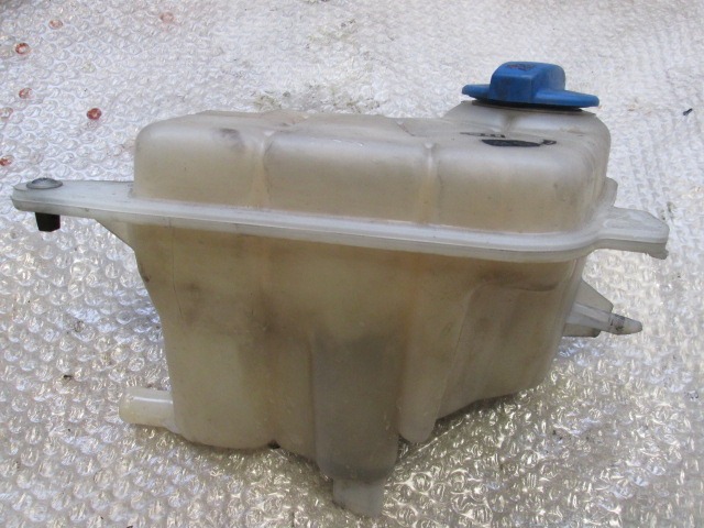 EXPANSION TANK OEM N.  ORIGINAL PART ESED AUDI A6 C6 4F2 4FH 4F5 BER/SW/ALLROAD (07/2004 - 10/2008) DIESEL 20  YEAR OF CONSTRUCTION 2006