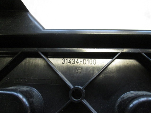 GLOVE BOX OEM N. 51167063450 ORIGINAL PART ESED BMW SERIE 5 E60 E61 (2003 - 2010) DIESEL 25  YEAR OF CONSTRUCTION 2004