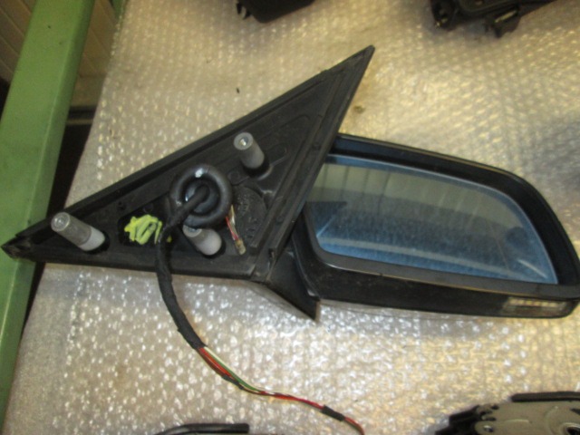 OUTSIDE MIRROR RIGHT . OEM N.  ORIGINAL PART ESED BMW SERIE 5 E60 E61 (2003 - 2010) DIESEL 25  YEAR OF CONSTRUCTION 2004