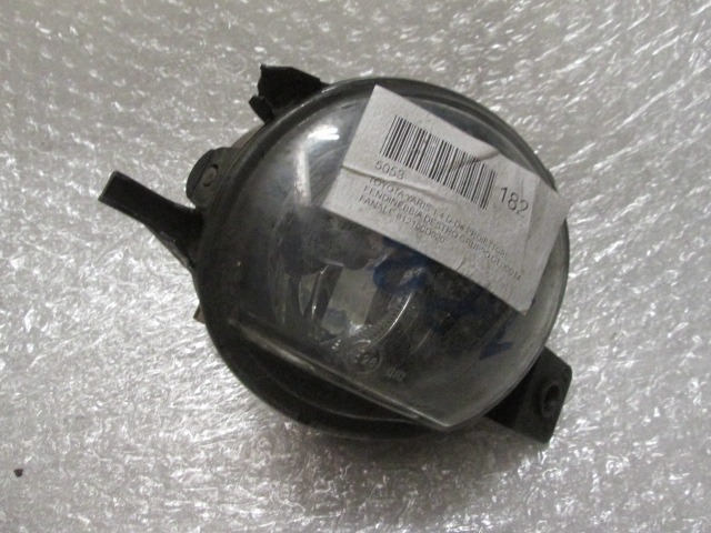FOG LIGHT RIGHT  OEM N. 8,121e+25 SPARE PART USED CAR TOYOTA YARIS (2003-2005) DISPLACEMENT 14 DIESEL YEAR OF CONSTRUCTION 2005