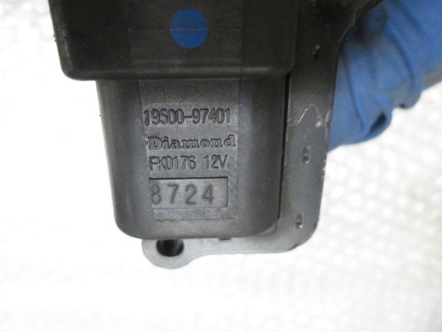 IGNITION COIL OEM N. 1950097401 SPARE PART USED CAR DAIHATSU TREVIS MK2 (2004 - 2010) - DISPLACEMENT 1.0 BENZINA- YEAR OF CONSTRUCTION 2009