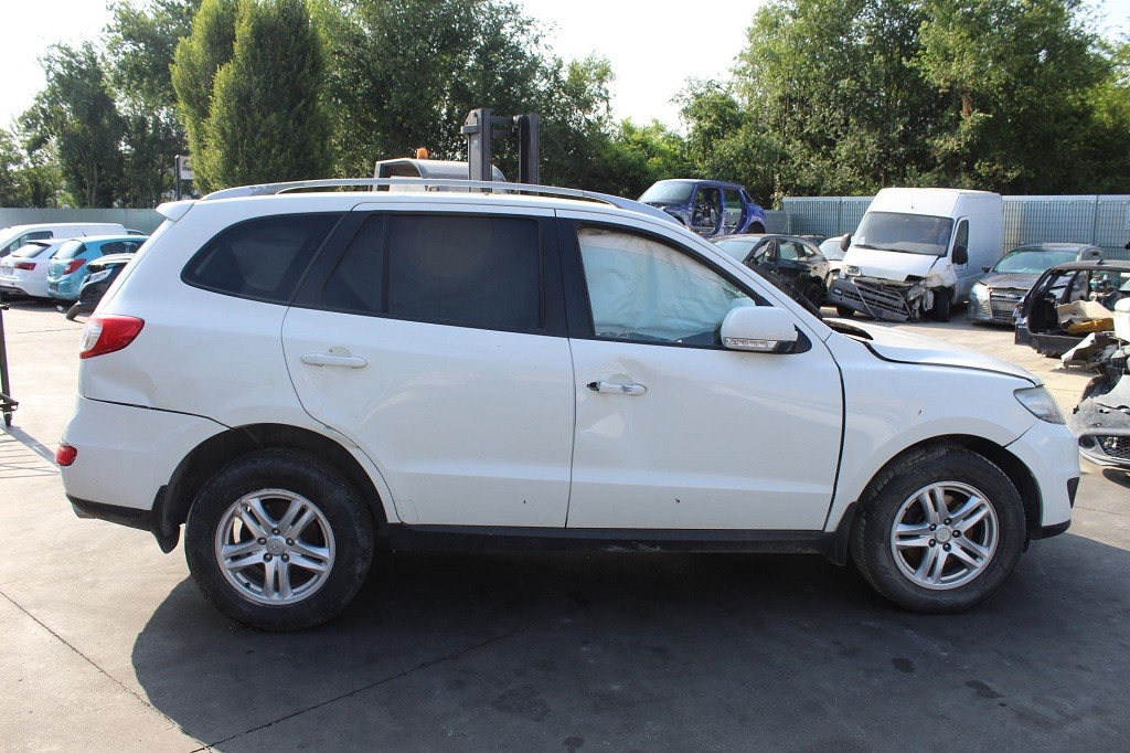 HYUNDAI SANTAFE 2.0 D 4X4 110KW 6M 5P (2011) RICAMBI IN MAGAZZINO