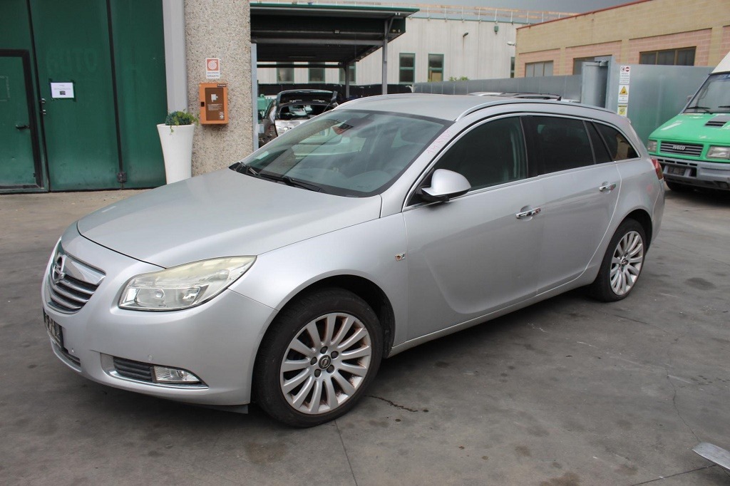 OPEL INSIGNIA A SW 2.0 D 118KW 6M 5P (2009) RICAMBI IN MAGAZZINO