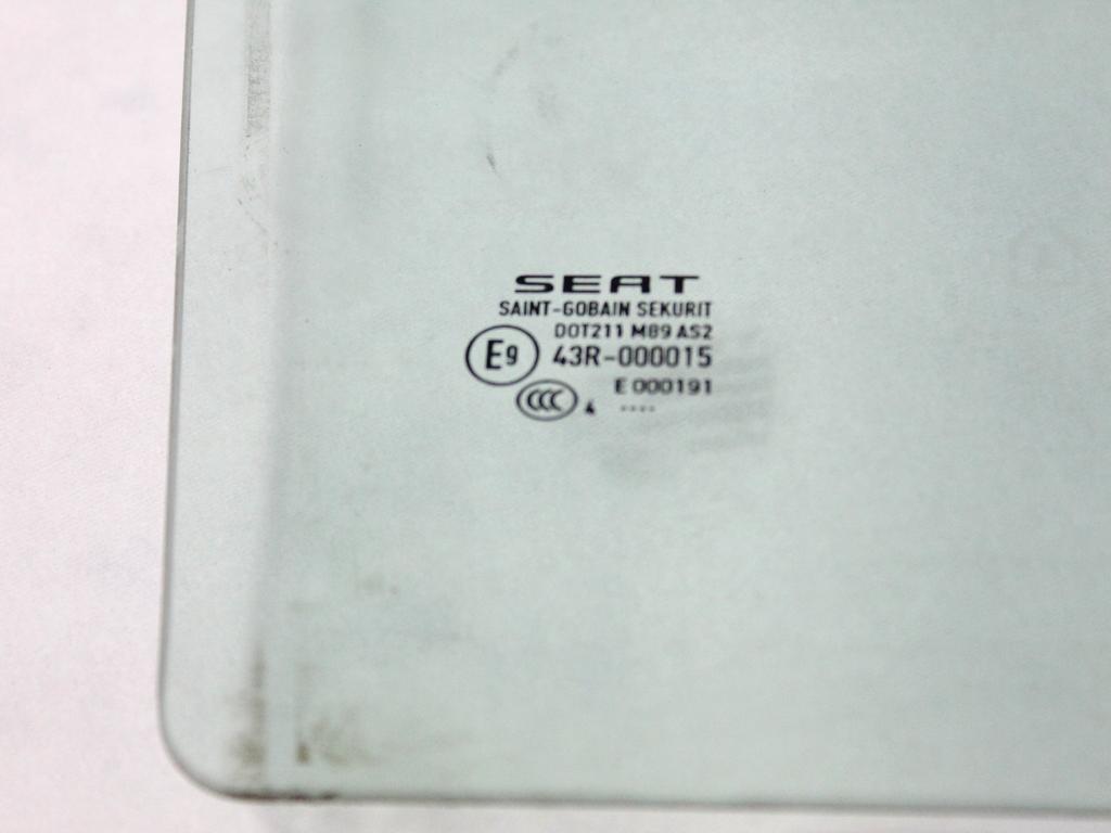 5F9845026 VETRO SCENDENTE PORTA POSTERIORE DESTRA SEAT LEON ST SW 1.4 M 81KW 6M 5P (2015) RICAMBIO USATO