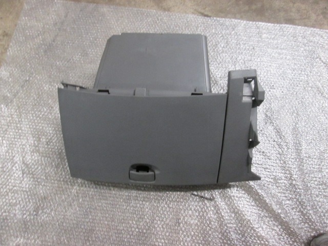 GLOVE BOX OEM N. RB008718991721AS ORIGINAL PART ESED RENAULT SCENIC/GRAND SCENIC (2003 - 2009) BENZINA 16  YEAR OF CONSTRUCTION 2005