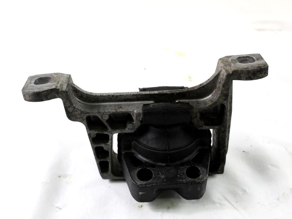 3M51-6F012-BG SUPPORTO MOTORE VOLVO C30 1.6 D 80KW 5M 3P (2007) RICAMBIO USATO