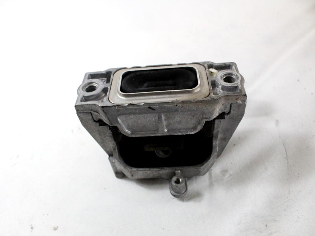 1K0169262AL SUPPORTO MOTORE SEAT LEON 1.6 G 75KW 5M 5P (2010) RICAMBIO USATO