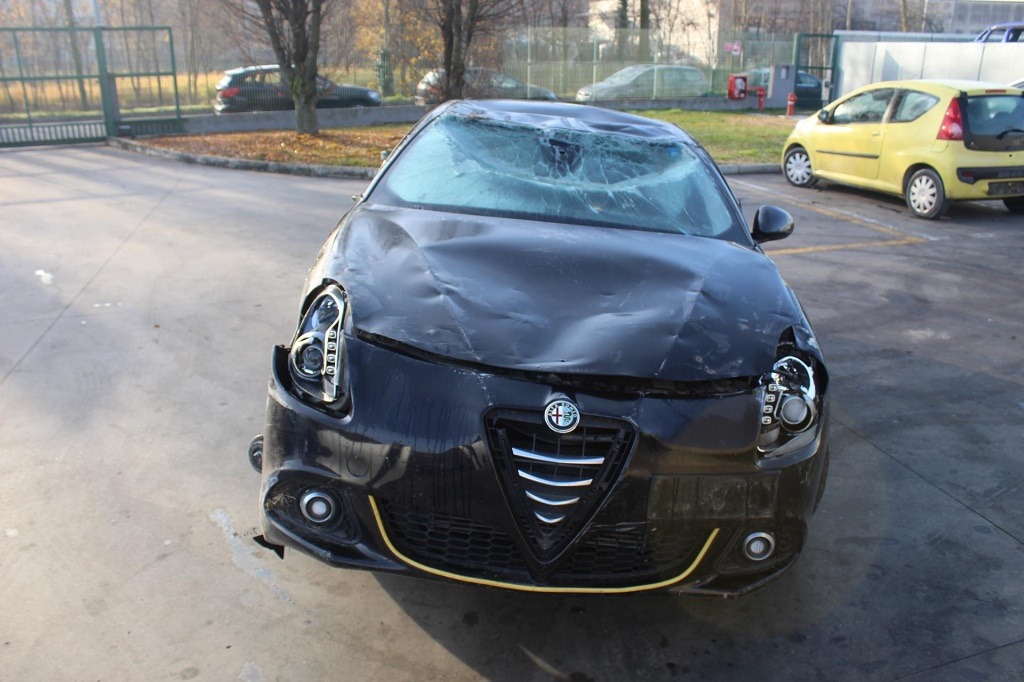 ALFA ROMEO GIULIETTA 1.6 D 77KW 6M 5P (2014) RICAMBI IN MAGAZZINO