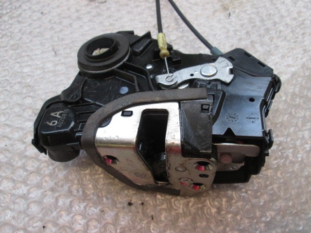 CENTRAL LOCKING OF THE FRONT LEFT DOOR OEM N. 6904042240 ORIGINAL PART ESED TOYOTA RAV 4 (2006 - 03/2009) DIESEL 22  YEAR OF CONSTRUCTION 2006