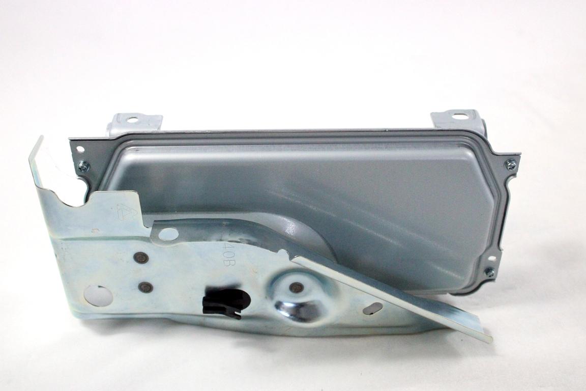 89890-K0010 CENTRALINA BATTERIA ALTA TENSIONE TOYOTA YARIS P21 1.5 I 68KW AUT 5P (2021) RICAMBIO USATO 175100-7652