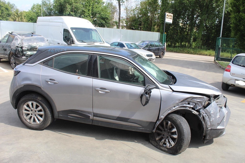 OPEL MOKKA B 1.2 B 74KW 6M 5P (2021) RICAMBI USATI AUTO IN PIAZZALE 