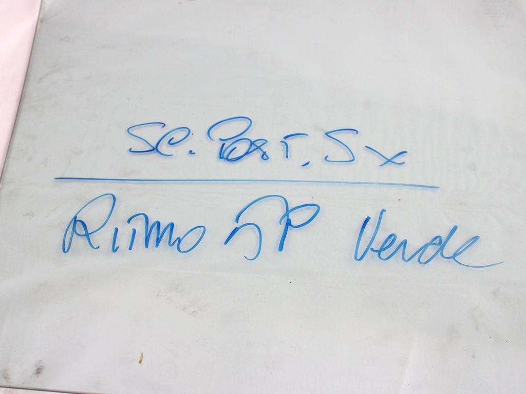 92310211 VETRO SCENDENTE PORTA POSTERIORE SINISTRA FIAT RITMO 1.3 B 5P (RESTYLING DAL 1985) RICAMBIO NUOVO