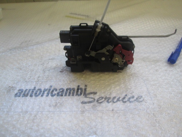 CENTRAL LOCKING OF THE RIGHT FRONT DOOR OEM N. 4B1837016E ORIGINAL PART ESED AUDI A4 8E2 8E5 B6 BER/SW (2001 - 2005) DIESEL 19  YEAR OF CONSTRUCTION 2002