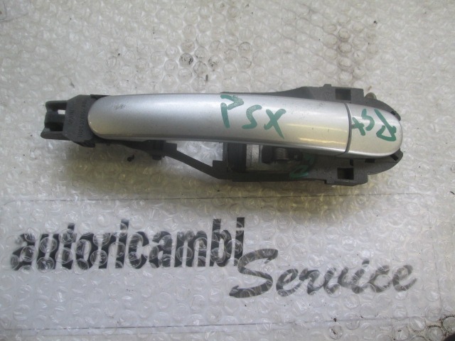 LEFT REAR EXTERIOR HANDLE OEM N. 6Q4839886A ORIGINAL PART ESED VOLKSWAGEN POLO (10/2001 - 2005) BENZINA 14  YEAR OF CONSTRUCTION 2004