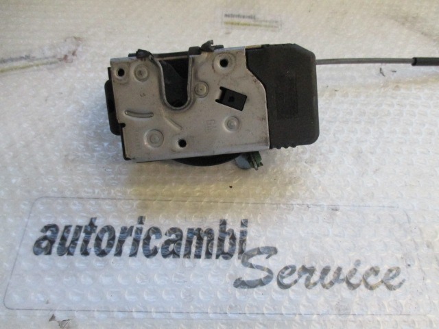 CENTRAL LOCKING OF THE RIGHT FRONT DOOR OEM N. 24444012 ORIGINAL PART ESED OPEL ZAFIRA A (1999 - 2004) DIESEL 20  YEAR OF CONSTRUCTION 2001
