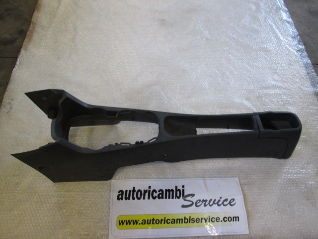 TUNNEL OBJECT HOLDER WITHOUT ARMREST OEM N. 13184116 ORIGINAL PART ESED OPEL CORSA D (2006 - 2011) BENZINA 12  YEAR OF CONSTRUCTION 2009