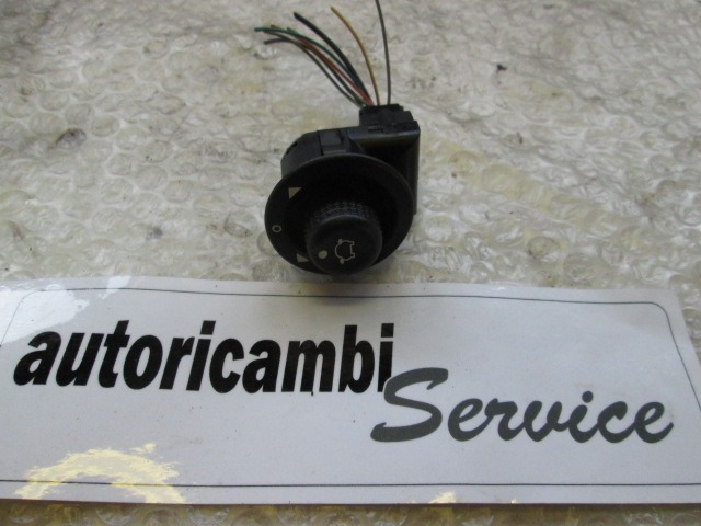 SWITCH ELECTRIC MIRRORS OEM N. FORD ORIGINAL PART ESED FORD FIESTA (09/2008 - 11/2012) BENZINA/GPL 14  YEAR OF CONSTRUCTION 2010