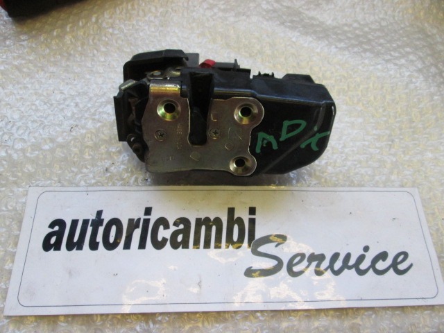 CENTRAL LOCKING OF THE RIGHT FRONT DOOR OEM N. 55136346AC ORIGINAL PART ESED JEEP GRAND CHEROKEE (1999 - 04/2005) DIESEL 31  YEAR OF CONSTRUCTION 2000