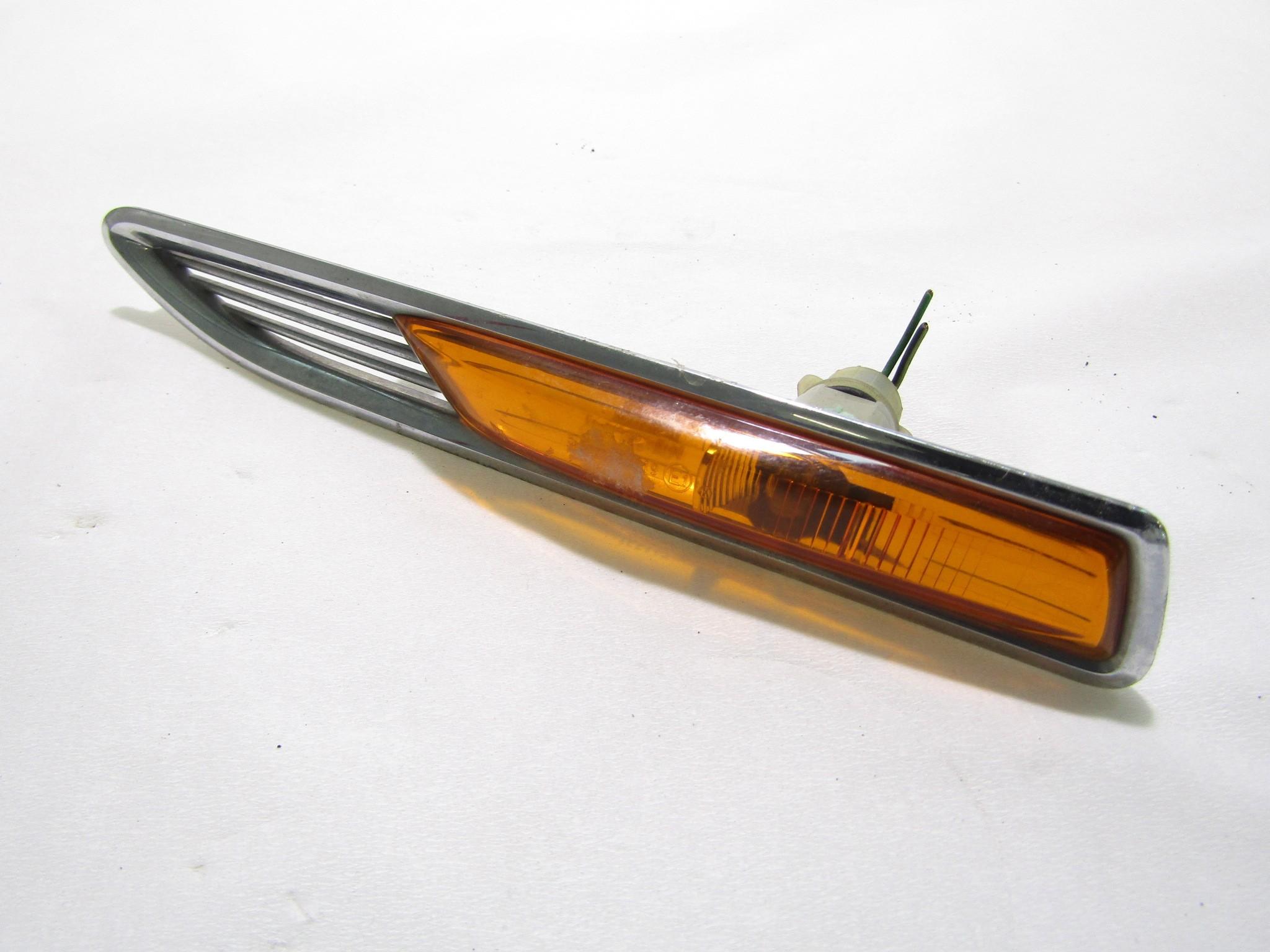 ADDITIONAL TURN INDICATOR LAMP OEM N. 7S71-13K354-BF ORIGINAL PART ESED FORD MONDEO BER/SW (2007 - 8/2010) DIESEL 20  YEAR OF CONSTRUCTION 2009