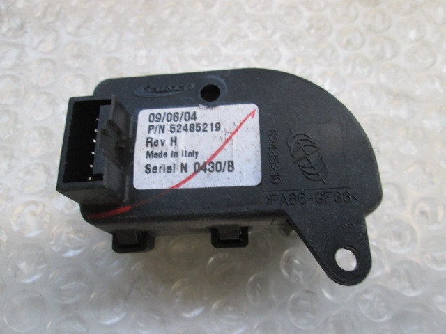 SET SMALL PARTS F AIR COND.ADJUST.LEVER OEM N. 52485219 ORIGINAL PART ESED RENAULT ESPACE / GRAND ESPACE (05/2003 - 08/2006) DIESEL 30  YEAR OF CONSTRUCTION 2004