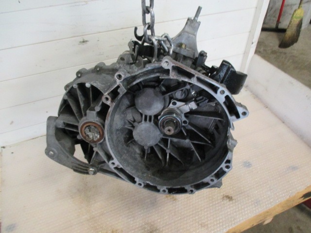 MANUAL TRANSMISSION OEM N. 1307700 3S717M125CA 3S7R7F096 ORIGINAL PART ESED FORD MONDEO BER/SW (2000 - 2007) DIESEL 20  YEAR OF CONSTRUCTION 2006