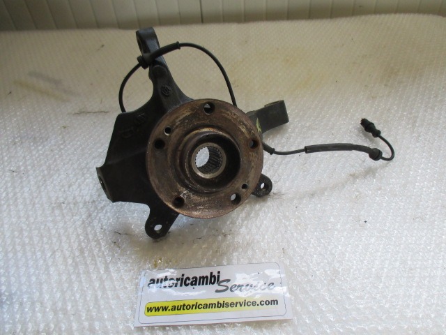 CARRIER, RIGHT FRONT / WHEEL HUB WITH BEARING, FRONT OEM N. 8200322078  ORIGINAL PART ESED RENAULT LAGUNA MK2 BER/SW (11/2000 - 12/2004) DIESEL 19  YEAR OF CONSTRUCTION 2003