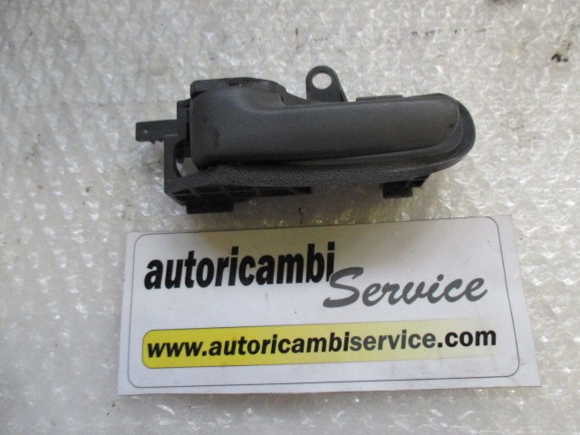 DOOR HANDLE INSIDE OEM N. 692060D060B2 ORIGINAL PART ESED TOYOTA AYGO (2005 - 2009) BENZINA 10  YEAR OF CONSTRUCTION 2007