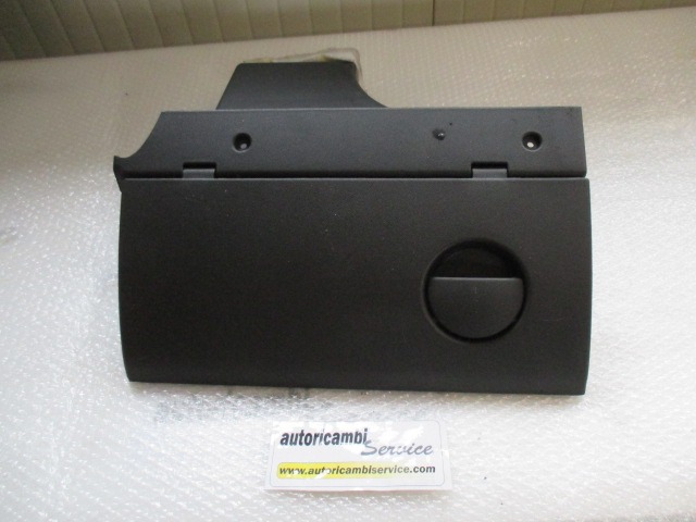 GLOVE BOX OEM N. 460029937 ORIGINAL PART ESED OPEL CORSA C (2004 - 10/2006) DIESEL 13  YEAR OF CONSTRUCTION 2003