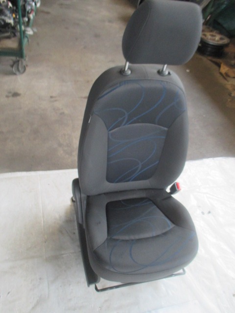 SEAT FRONT PASSENGER SIDE RIGHT / AIRBAG OEM N.  ORIGINAL PART ESED CHEVROLET SPARK (2009 - 2013) BENZINA 12  YEAR OF CONSTRUCTION 2011