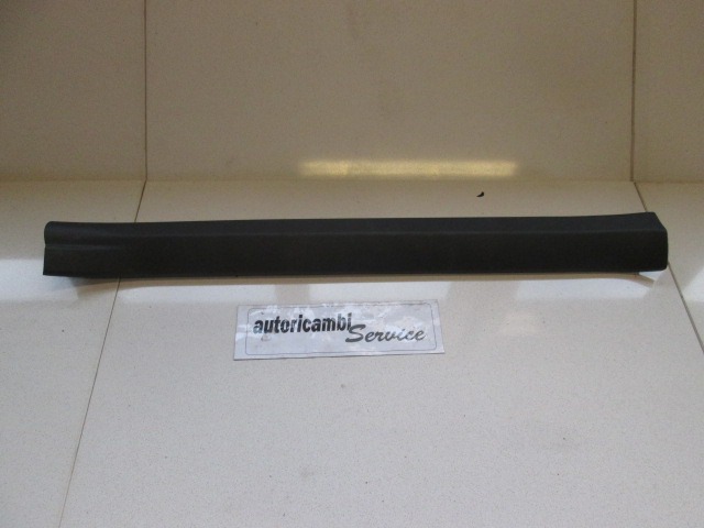 TRIM PANEL LEG ROOM OEM N. 67913-02150 ORIGINAL PART ESED TOYOTA AURIS (2007 - 02/2010) DIESEL 20  YEAR OF CONSTRUCTION 2007