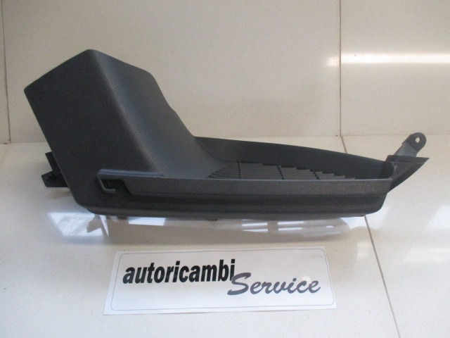 TRUNK TRIM OEM N. 1K6867761Q ORIGINAL PART ESED VOLKSWAGEN GOLF MK5 BER/SW (02/2004-11/2008) BENZINA/GPL 16  YEAR OF CONSTRUCTION 2009