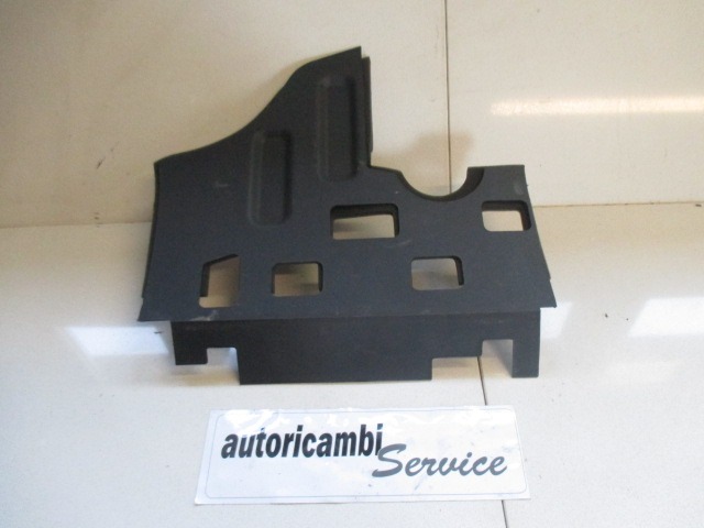 MOUNTING PARTS, INSTRUMENT PANEL, BOTTOM OEM N. 13164113 ORIGINAL PART ESED OPEL CORSA C (2004 - 10/2006) DIESEL 13  YEAR OF CONSTRUCTION 2006