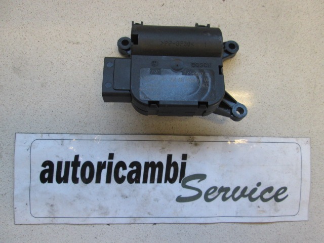 SET SMALL PARTS F AIR COND.ADJUST.LEVER OEM N. 132801345 ORIGINAL PART ESED AUDI A3 8P 8PA 8P1 (2003 - 2008)DIESEL 20  YEAR OF CONSTRUCTION 2008
