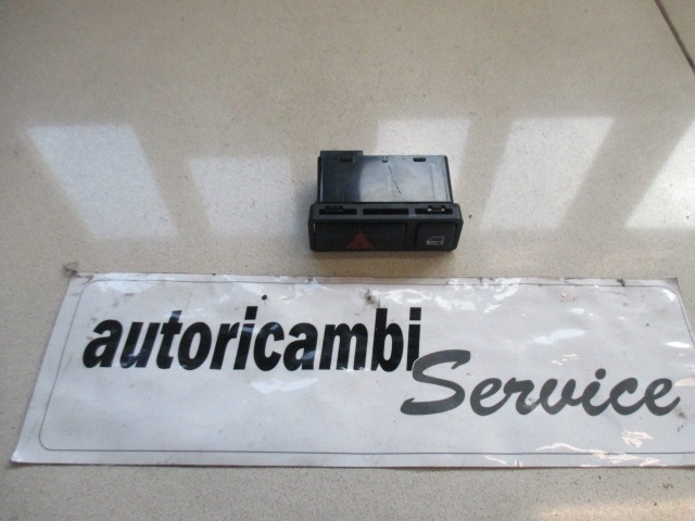 SWITCH HAZARD WARNING/CENTRAL LCKNG SYST OEM N. 8368920 ORIGINAL PART ESED BMW SERIE 3 E46 BER/SW/COUPE/CABRIO (1998 - 2001) DIESEL 30  YEAR OF CONSTRUCTION 1999