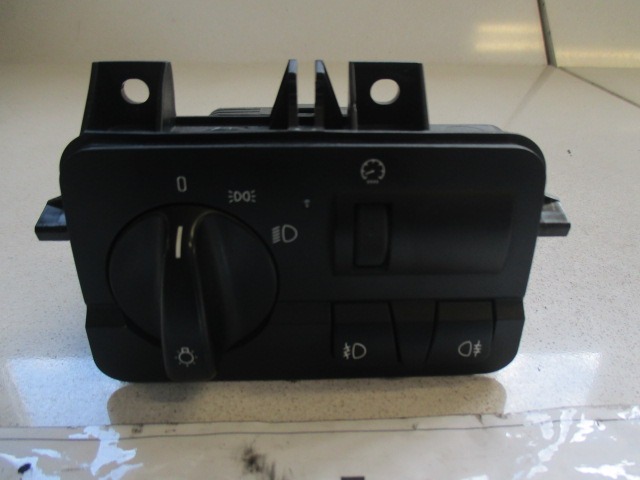CONTROL ELEMENT LIGHT OEM N. 6907948 ORIGINAL PART ESED BMW SERIE 3 E46 BER/SW/COUPE/CABRIO (1998 - 2001) DIESEL 30  YEAR OF CONSTRUCTION 1999
