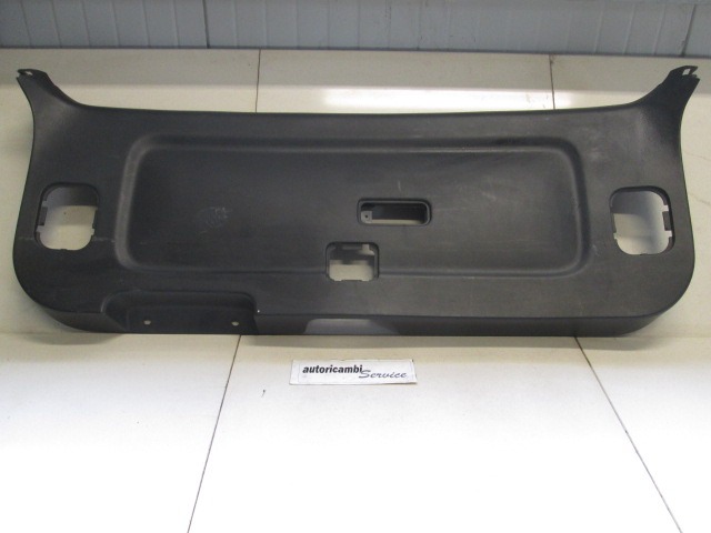 INNER LINING / TAILGATE LINING OEM N. 67750-44060 ORIGINAL PART ESED TOYOTA AVENSIS VERSO (2001 - 2004) DIESEL 20  YEAR OF CONSTRUCTION 2004