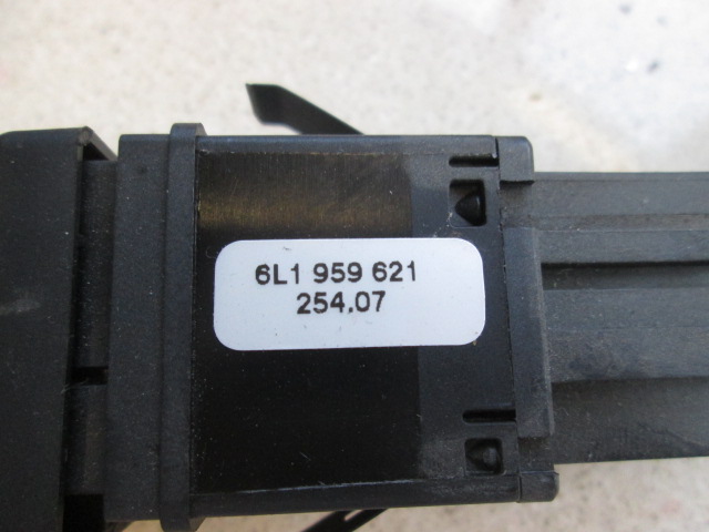 VARIOUS SWITCHES OEM N. 6L1959621 ORIGINAL PART ESED SEAT IBIZA MK3 RESTYLING (02/2006 - 2008) BENZINA 12  YEAR OF CONSTRUCTION 2007