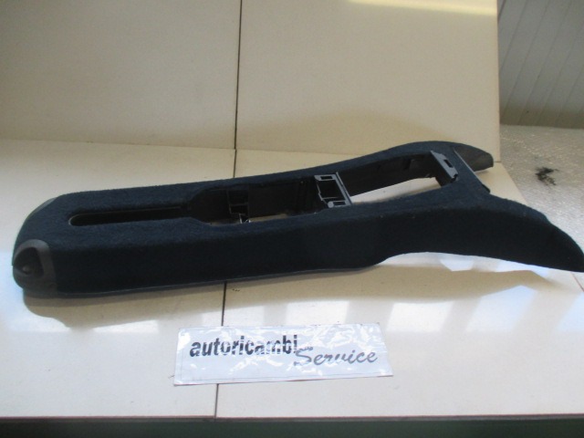 TUNNEL OBJECT HOLDER WITHOUT ARMREST OEM N. 8200037828 ORIGINAL PART ESED RENAULT SCENIC/GRAND SCENIC (1999 - 2003) DIESEL 19  YEAR OF CONSTRUCTION 2001