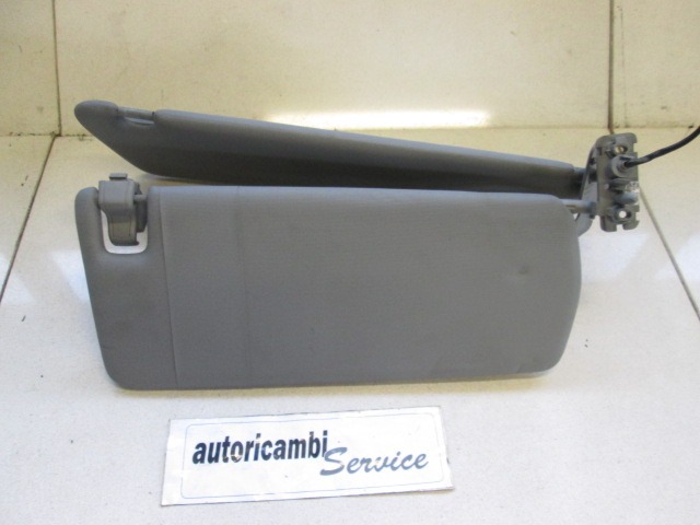 SUN VISORS OEM N. 7L6857551AC ORIGINAL PART ESED VOLKSWAGEN TOUAREG (2002 - 2007)DIESEL 25  YEAR OF CONSTRUCTION 2004