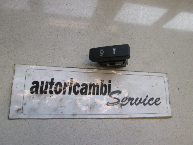 VARIOUS SWITCHES OEM N. 7L6962125 ORIGINAL PART ESED VOLKSWAGEN TOUAREG (2002 - 2007)DIESEL 25  YEAR OF CONSTRUCTION 2004